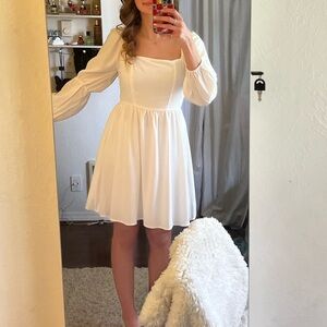 Elegant White Long-Sleeve Dress